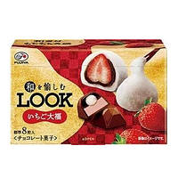 Шоколадные конфеты Look Chocolate Strawberry Daifuku Клубника 90 г.