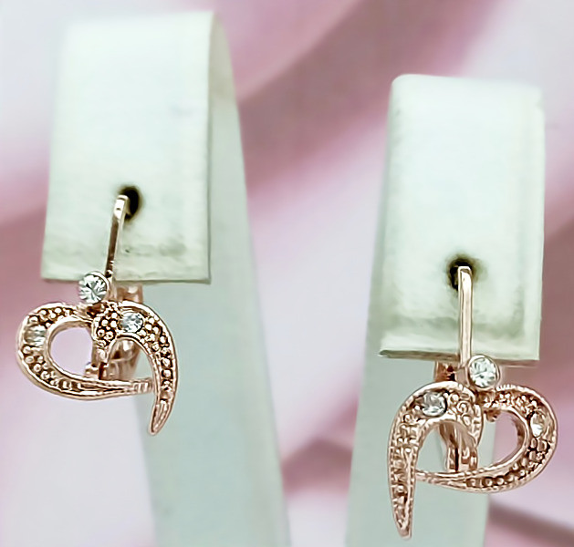 Сережки булатні з фіанітами.(англійська застібка) Висота сережки 1,8 см ширина 16 мм.