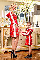 Стильное детское платье Шанель с контрастным принтом, свободного кроя, с капюшоном