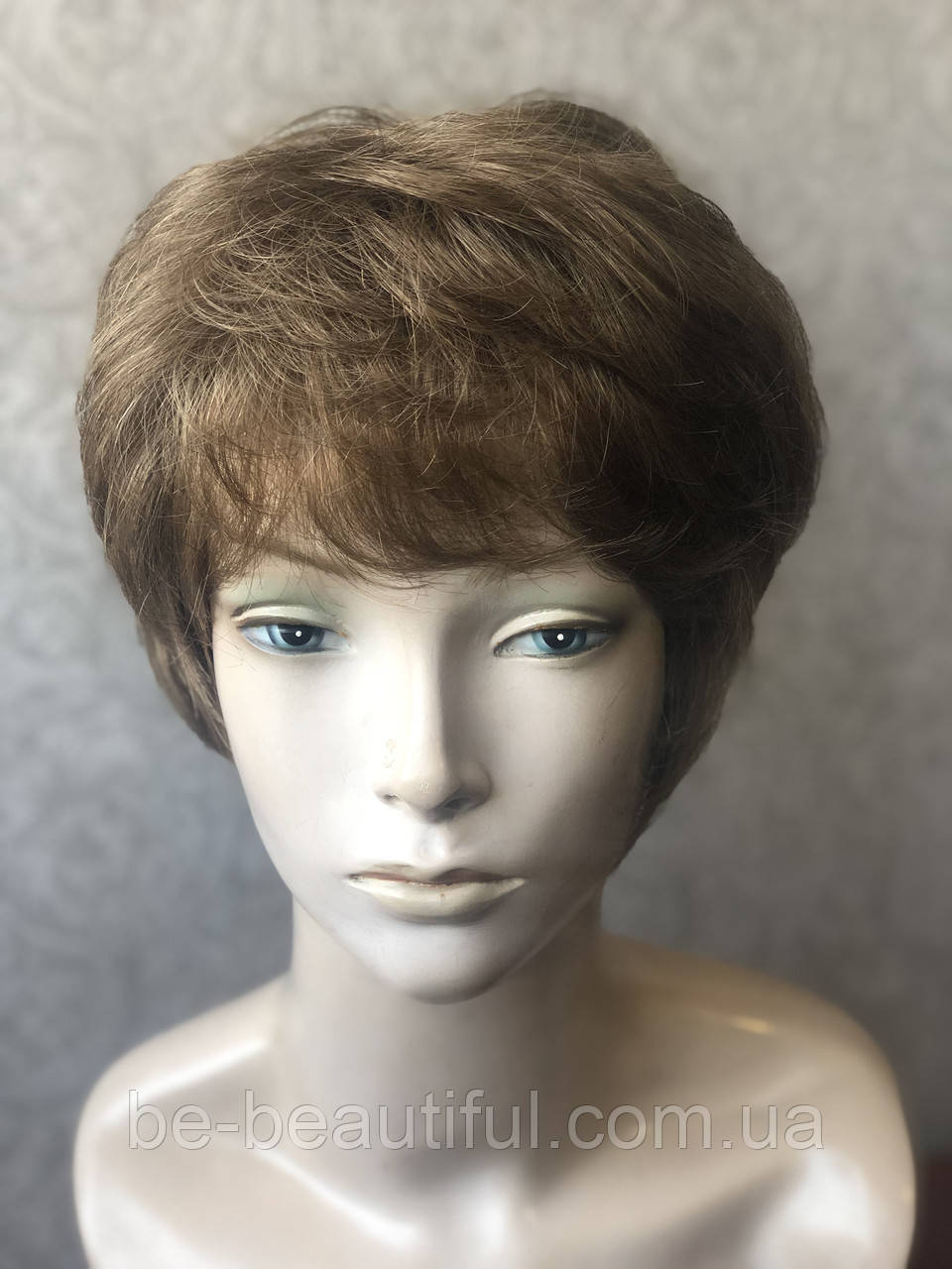 Парик женский короткий из натуральных волос русый - фото 2 - id-p1513119775