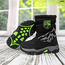 Чобітки дутики дитячі для хлопчика чорні із салатовим на овчині, фото 2