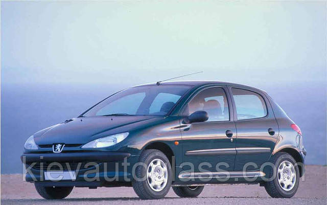 Лобове скло на PEUGEOT 206