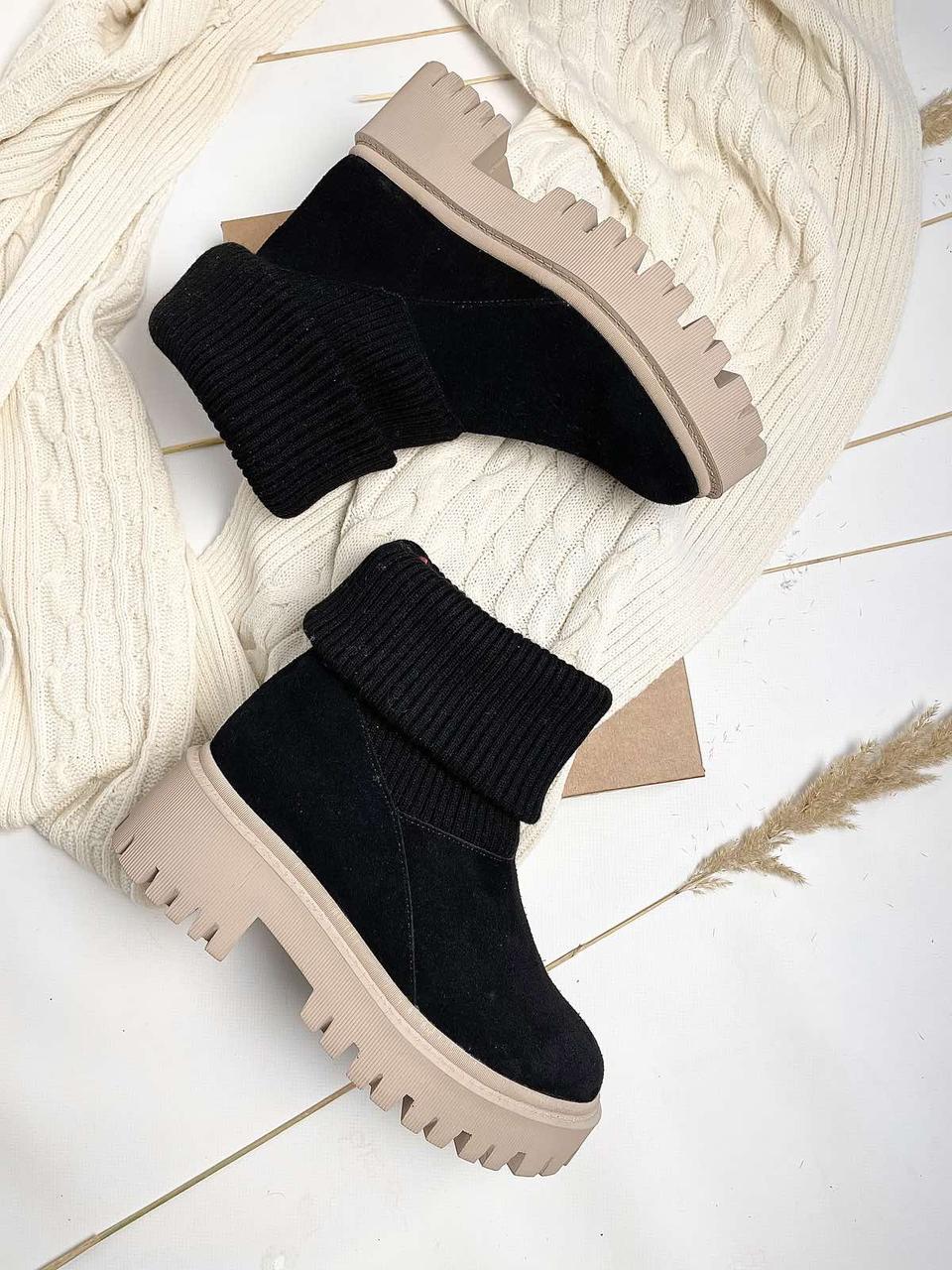 Жіночі чорні замшеві черевики з панчохом-дов'язом на тракторній підошві SANDRA, фото 1