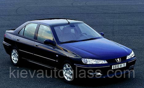 Лобове скло на PEUGEOT 406 з 1995-04 р.в.