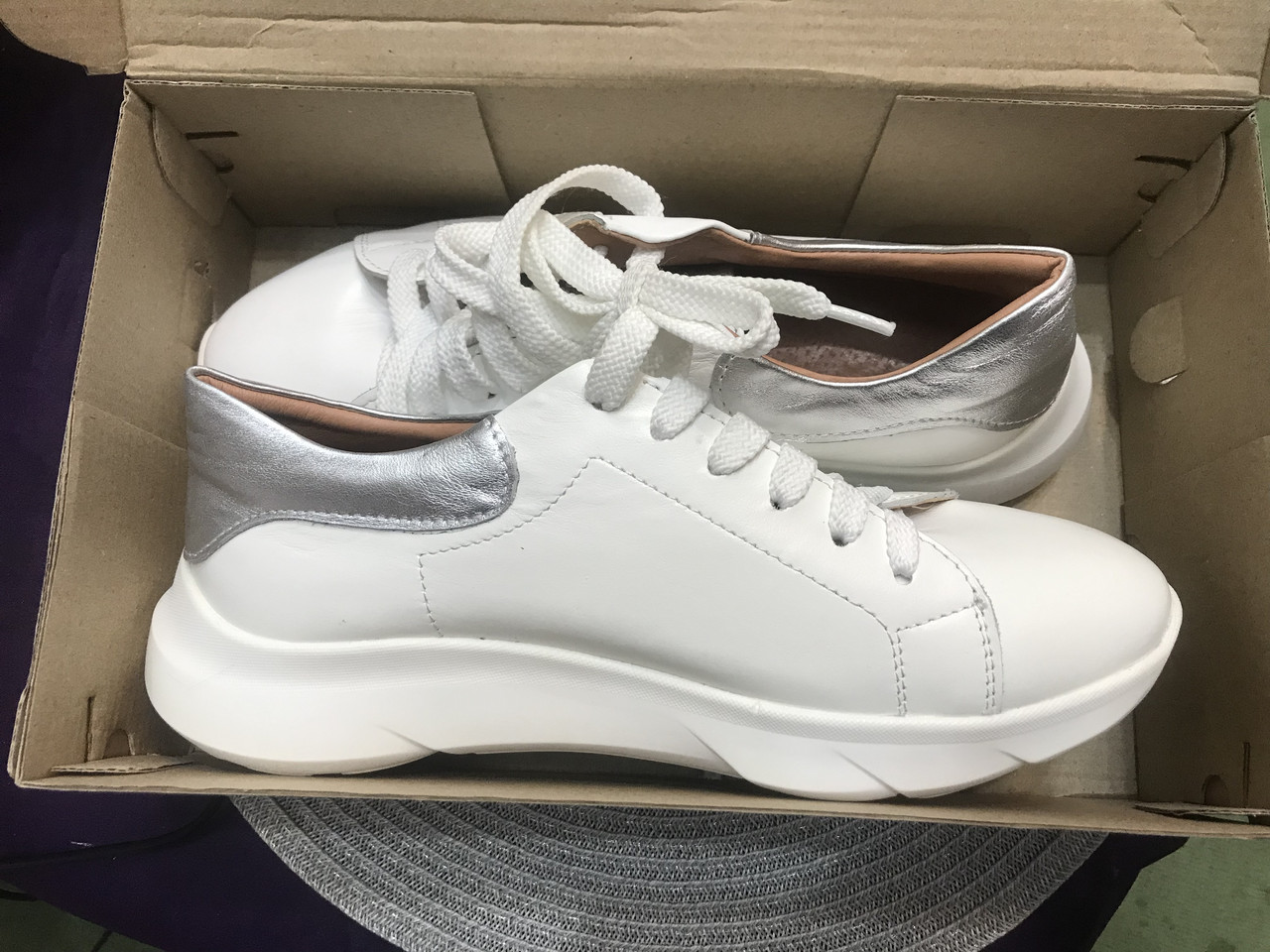 Кеди кросівки жіночі білі шкіра. 38 розмір, фото 1