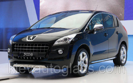 Лобове скло на PEUGEOT 3008, фото 1