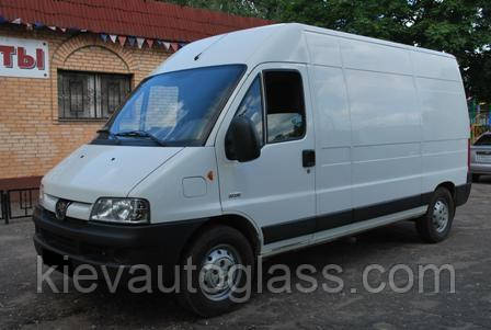 Лобове скло на PEUGEOT BOXER 1994-07 г.в.