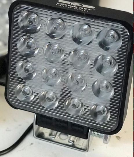 Фара LED квадратна 48W, 16 ламп, 110*164 мм, 12/24V
