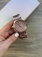 Красиві жіночі годинники в стилі Michael Kors золоті годинники Michael Kors