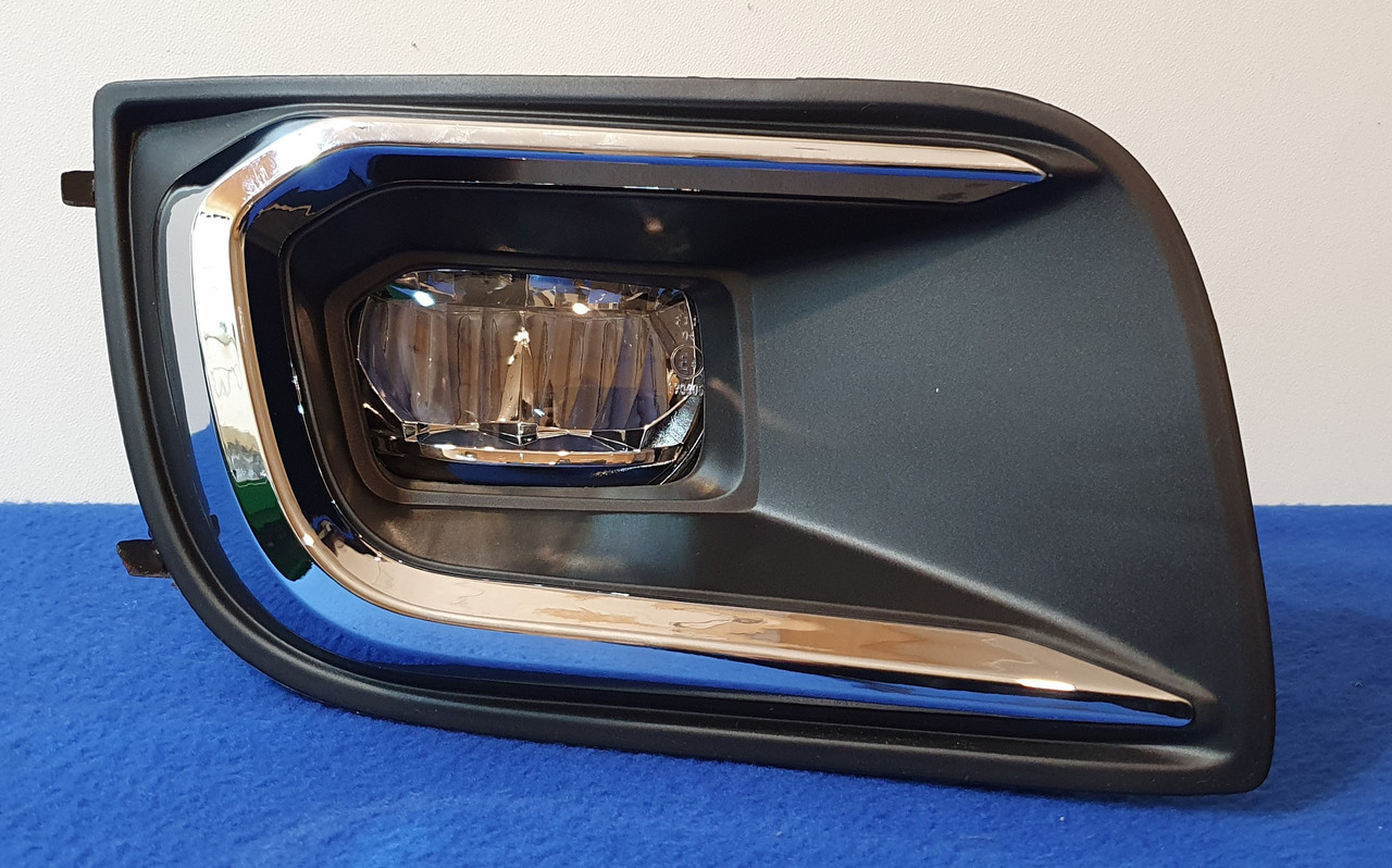 Протитуманні LED фари Toyota Sequoia 2018 —