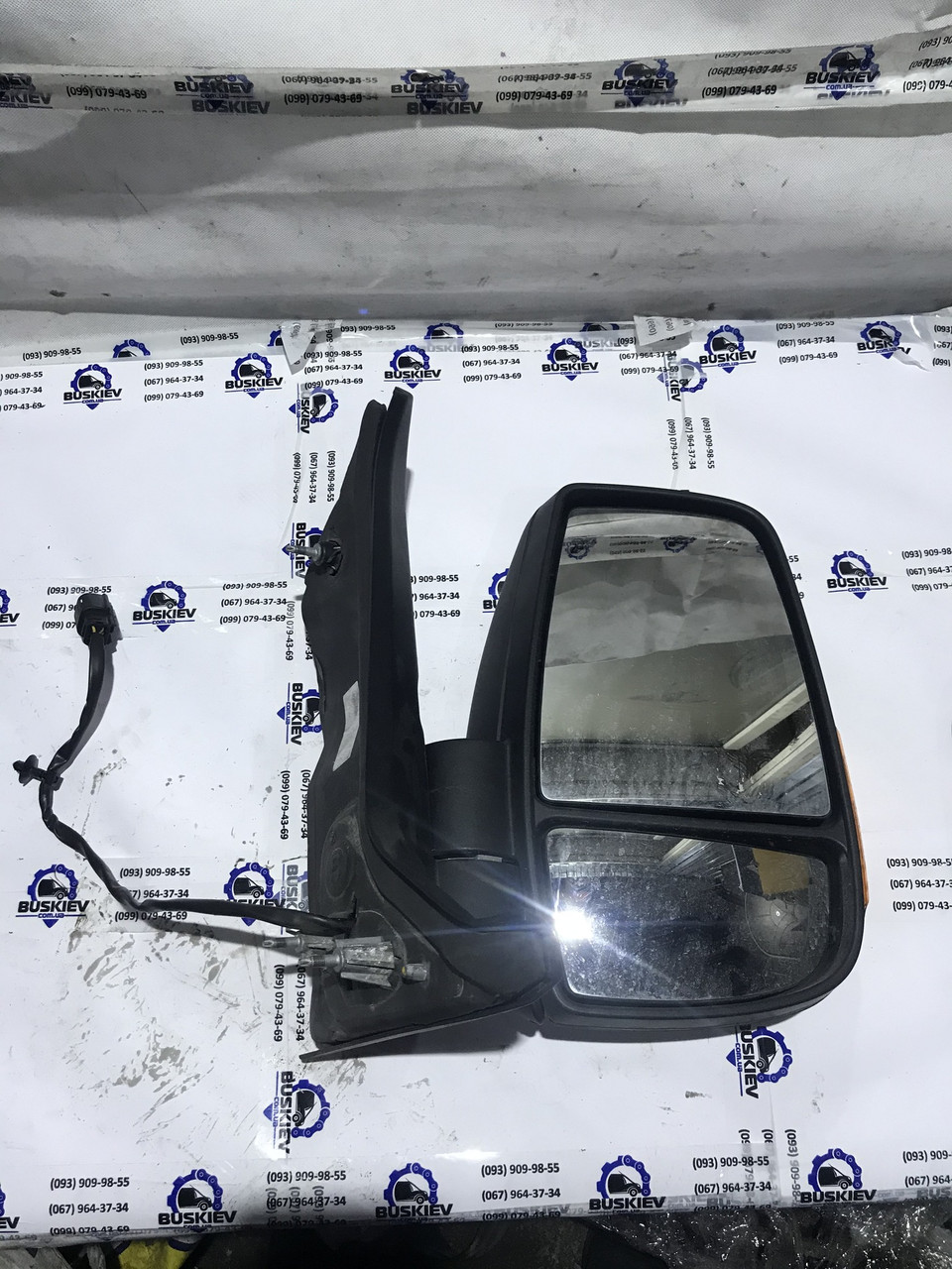 Дзеркало бокове праве Ford Transit з 2014 - рік BK31-17682-GL