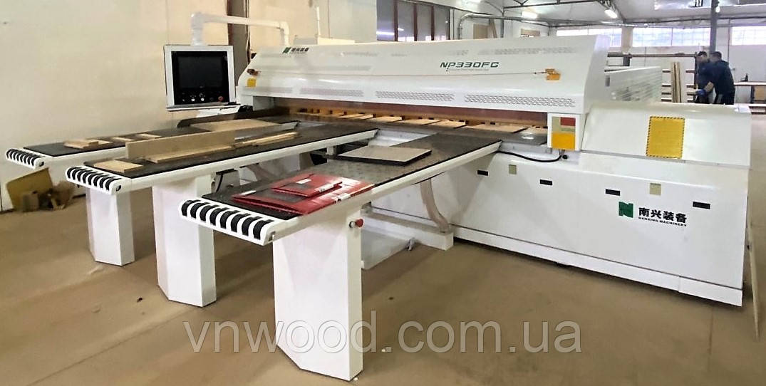 Розкрійний центр з ЧПУ DBS 525 IQ Lohmeyer (Nanxing Machinery NP330FG)