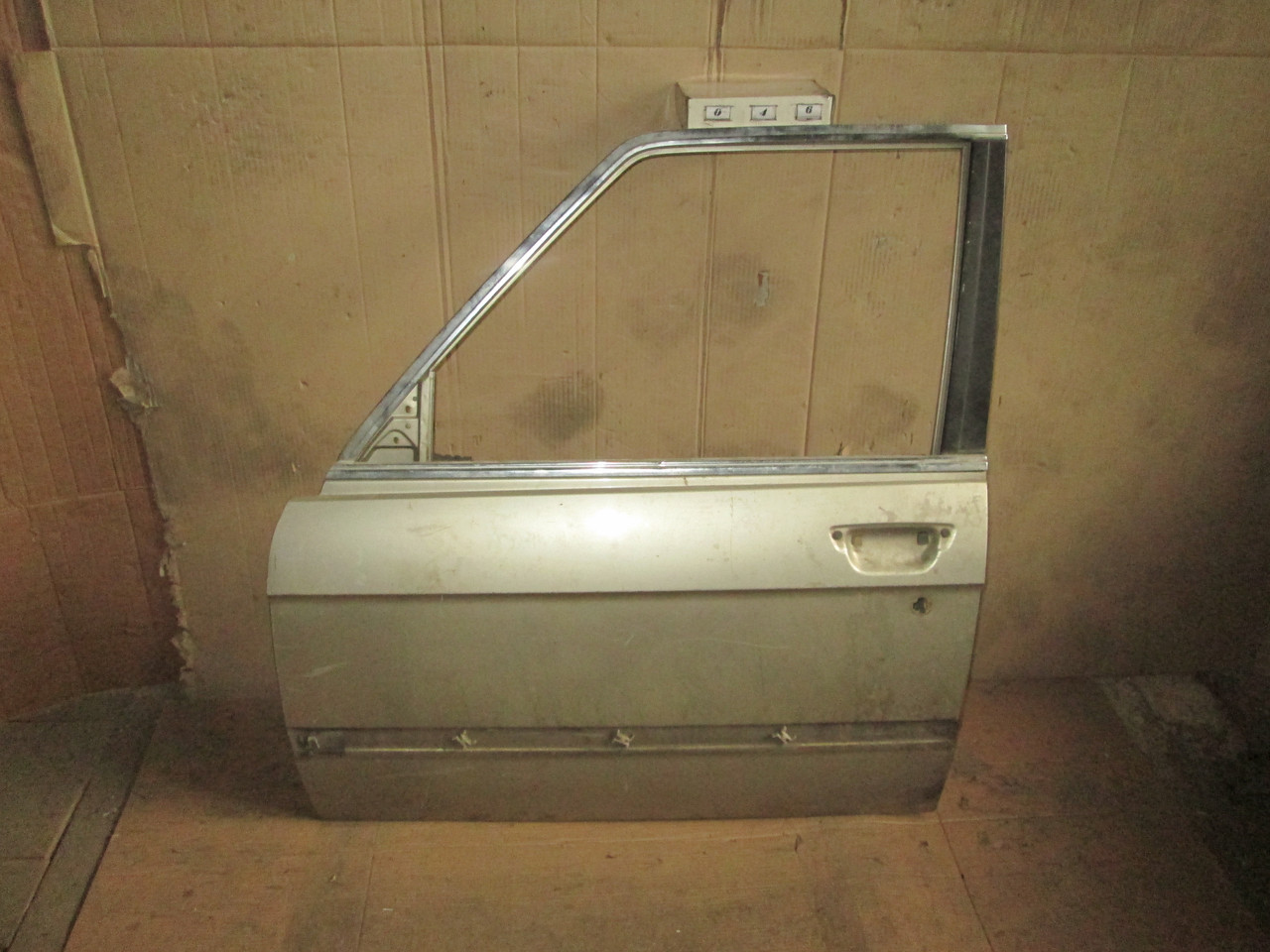 No46 Б/у Двері передня ліва для BMW E28 1981-1987, фото 1