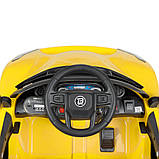 Дитячий електромобіль Ferrari (4 мотори по 25W, 1 акум 12V9AH, MP3, USB) Bambi M 4700EBLR-6 Жовтий, фото 5
