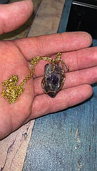 Кулон із длузою аметисту