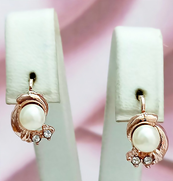 Сережки булатні з фіанітами (англійська застібка) Довжина сережки 3,5 см Ширина 8 мм