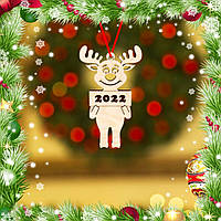 Олені Новорічні на ялинку.