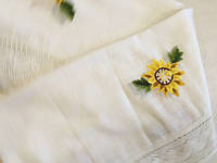 Скатерть белое полотно "Солнечная" на прямоугольный стол ручная вышивка 170*140 см