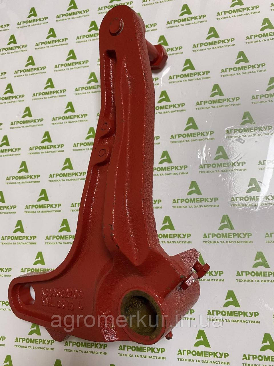 Кронштейн лівий AC805154 Kverneland