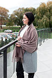 Палантин кашеміровий жіночий теплий однотонний із бахромою якісний гарний стильний кавового кольору, фото 2