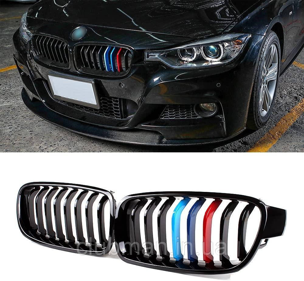 Решітка ноздрі радіатора BMW (БМВ) 3 series (F30, F31) 2012-2019 Чорний глянець M-color