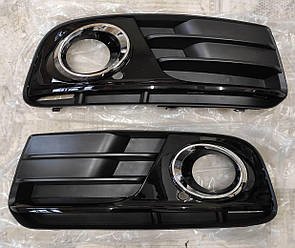 Решітка накладка протитуманки Audi Q5 решітка туманки Аудіо Ку5