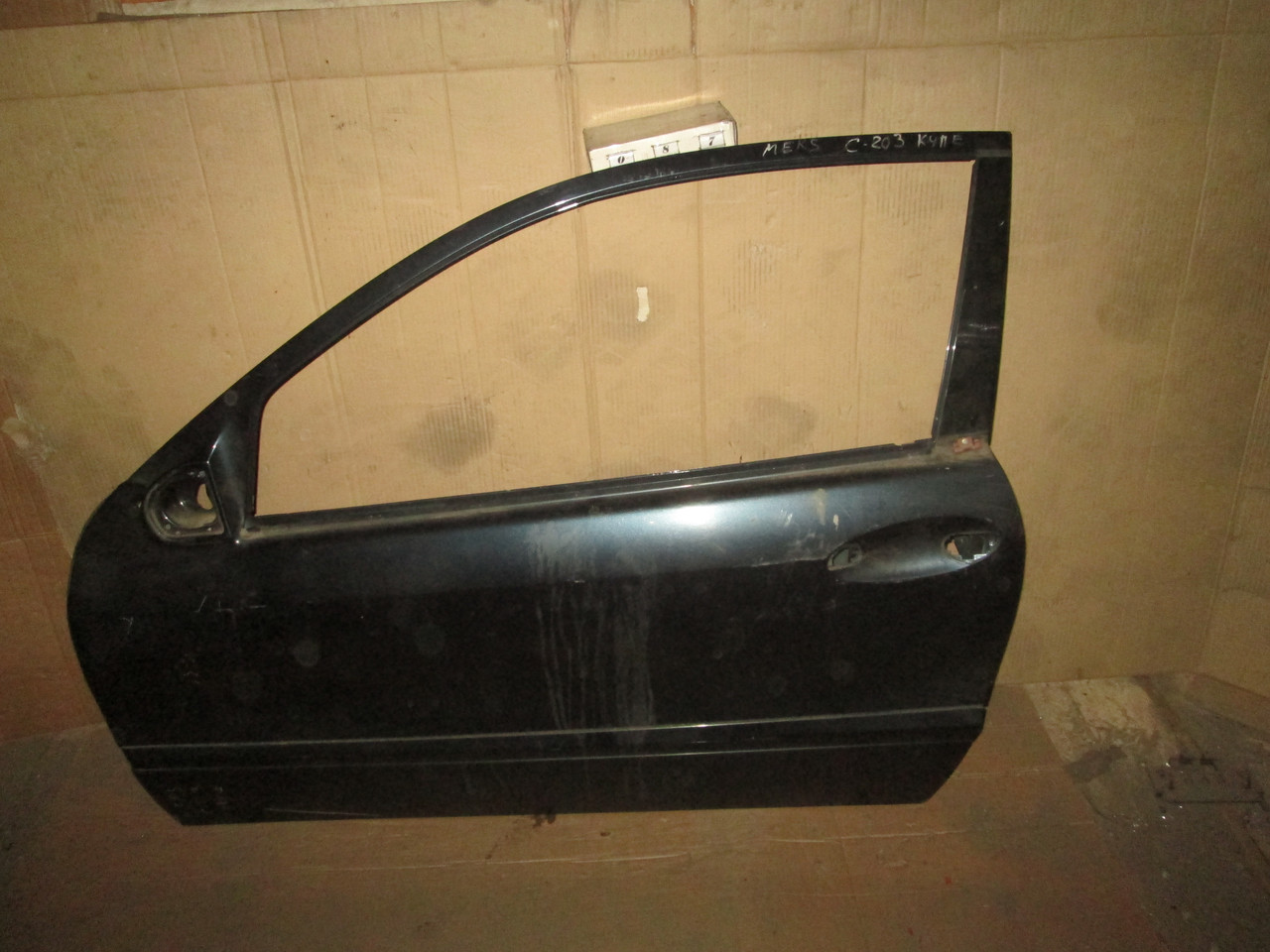 No87 Б/у Двері передні ліві для Mercedes-Benz W203 Coupe 2000-2007 (3D)