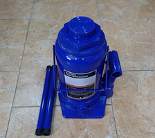 Інструменти і обладнання