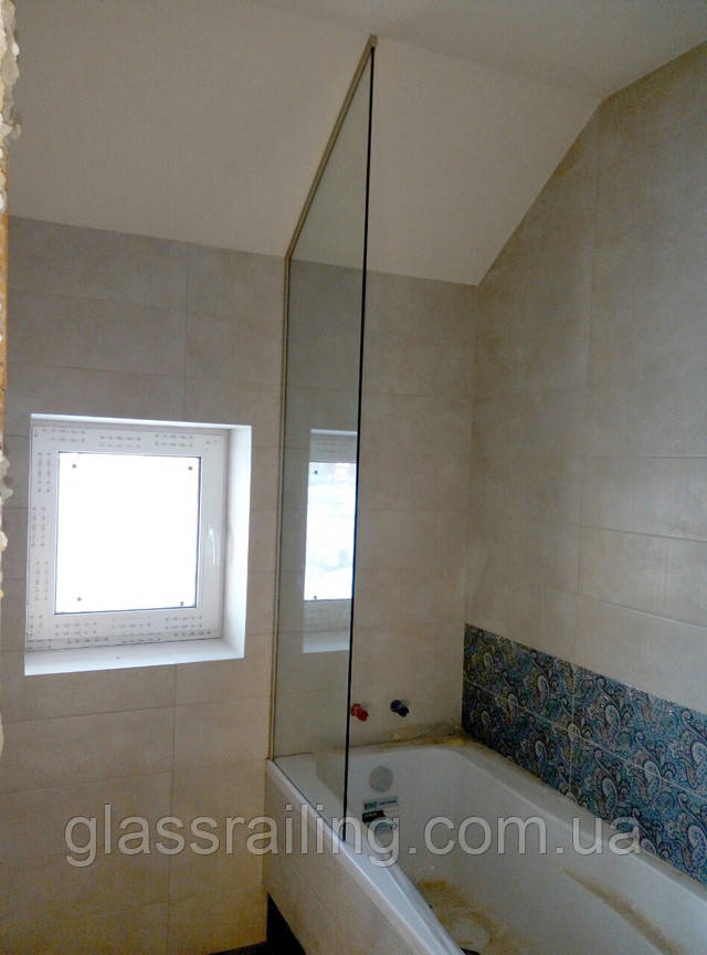 Скляна душова перегородка Скляна шторка на ванну