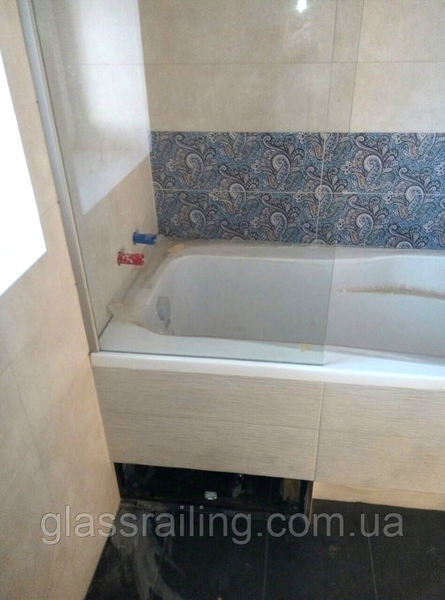 Скляна душова перегородка Скляна шторка на ванну