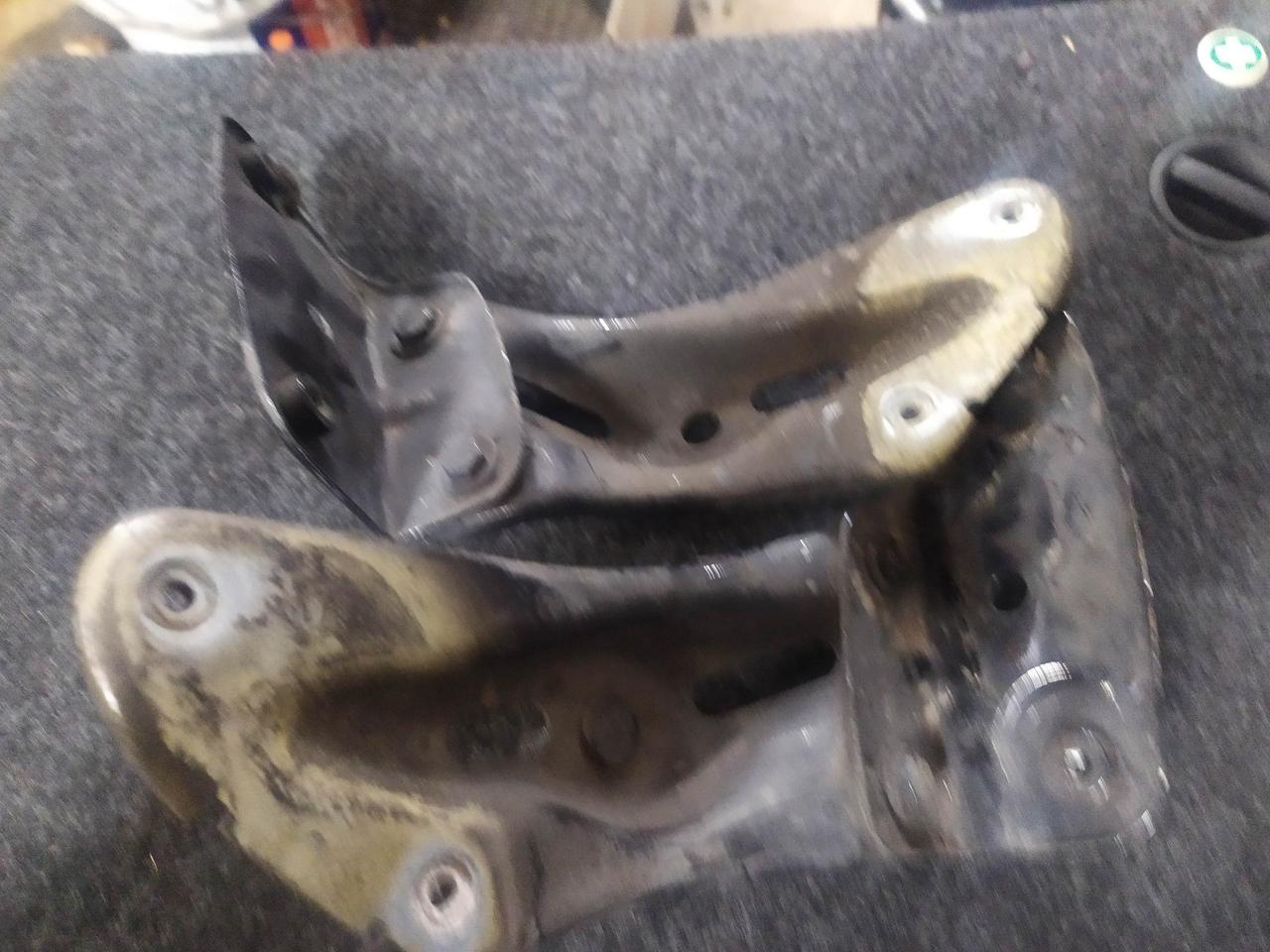 Кронштейн крила skoda octavia a5, фото 1