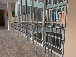 Ограждение из нержавеющей стали для окон.  г. Сумы Дет сад ул. Интернационалистов 5 5