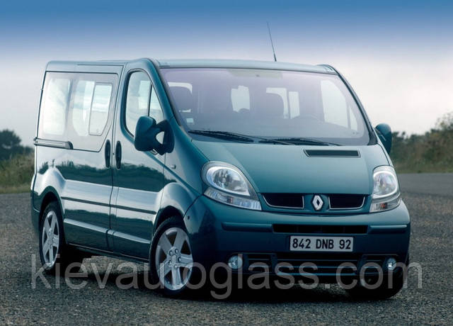 Лобове скло на RENAULT TRAFIC 2001-13 р. в.