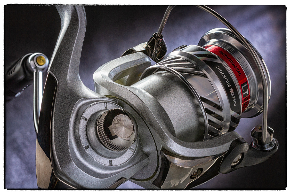 Котушка спінінгова  Daiwa 20 Crossfire LT 1000, фото 1