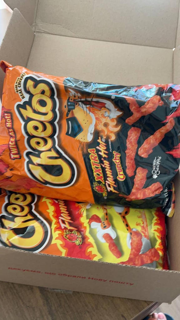 Cheetos Crunchy XXTRA Flamin' HotCheese 240 gramas