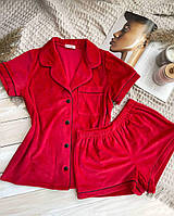 Женская пижама плюшевая красного цвета
