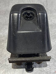 Форсунка омивача фари Mitsubishi Pajero Sport 1 K90 1997-2008