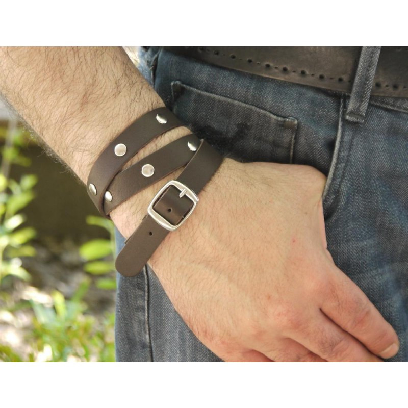 Браслет шкіряний у три обороти із заклепками закривається на пряжку, фото 1