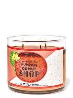 Pumpkin Donut Shop ароматическая свеча оригинал от Bath & Body Works