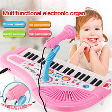 Дитячий синтезатор із мікрофоном. Електросинтезатор для дітей Розвиваюча іграшка синтезатор 37 клавіш, фото 2