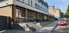 Перила и ограждения для лестниц. Святониколаевская улица, 19, Чернигов, Черниговская область. Astound Commerce. У нас вы можете заказать... 3