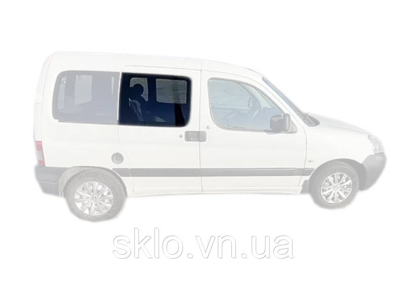 Бокове скло Peugeot Partner I (96-07) Переднє салонне Праве (Пежо Партнер I)