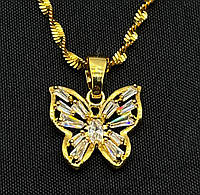 Кулон- бабочка на цепочке с фианитами в золотом цвете