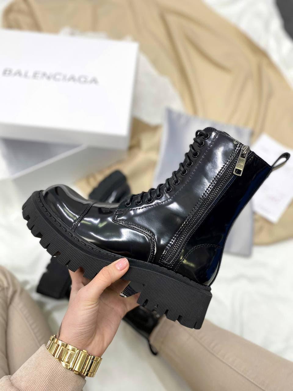 Лаковані черевики жіночі на змійці Balenciaga Tractor Lace-up Boot Black Gloss. Баленсіага Трактор жіночі, фото 1
