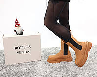 Модные ботинки женские зимние на меху коричневые Bottega Veneta. Трендовая обувь зимняя женская Боттега Венета