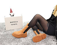 Модные ботинки Bottega Veneta женские зимние на меху коричневые. Трендовая обувь зимняя женская Боттега Венета