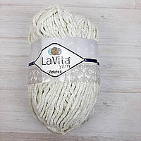 Лавита Велюрекс (Lavita Yarn Velurex) 100г/140м 1040 молочный