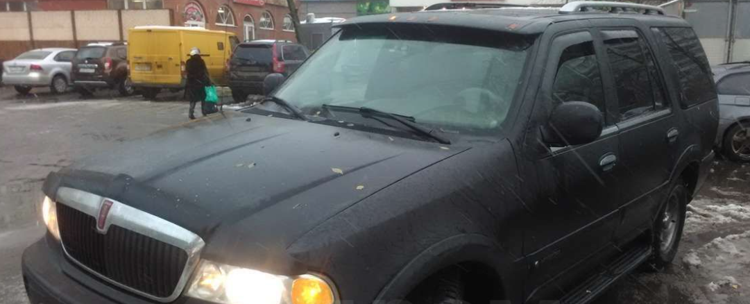 Ветровики Lincoln Navigator 5d 1997-2003 Cobra Tuning