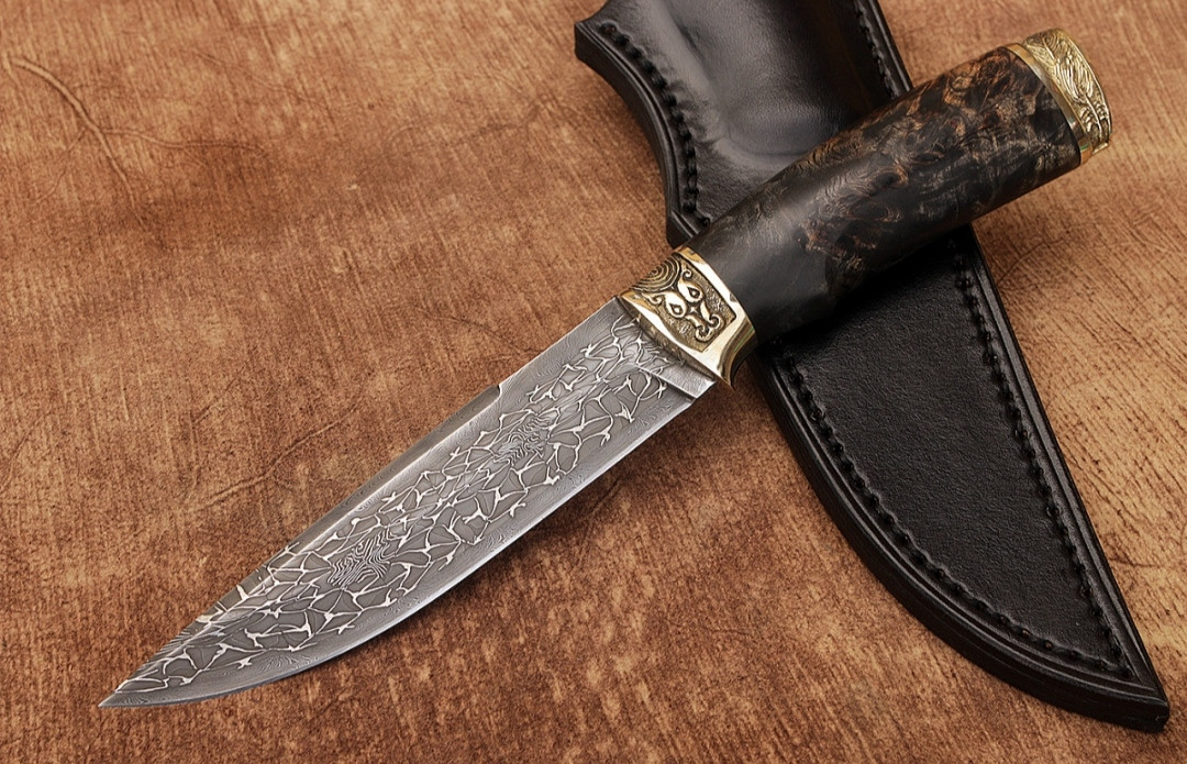 Колекційний ніж із мозаїчного дамаску "Crow", оригінальний подарунок для солідного чоловіка (267 мм)