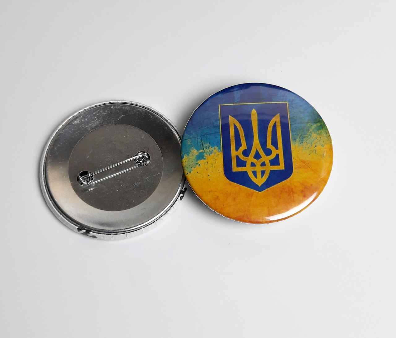 Тризуб значок - Круглий значок на рюкзак - Подарунок мотиватор хлопцю - Національна символіка - Герб